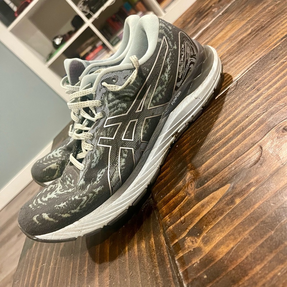 ASICS Gray Gel-Cumulus 23 Running Shoes